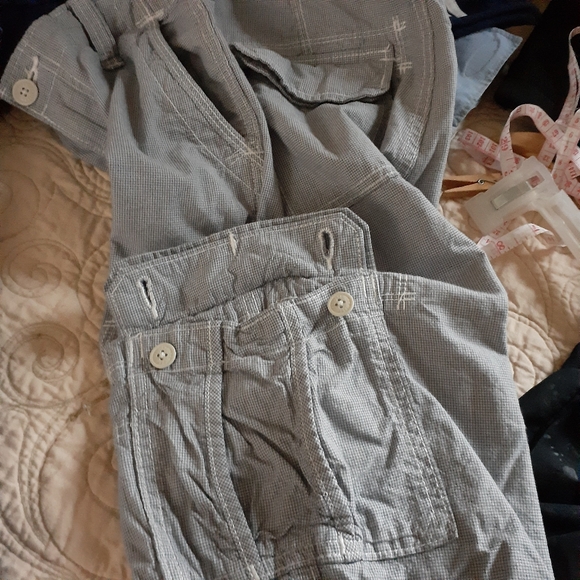 Gap Kids SIZE 14 Long Cargo Shorts - Picture 8 of 16